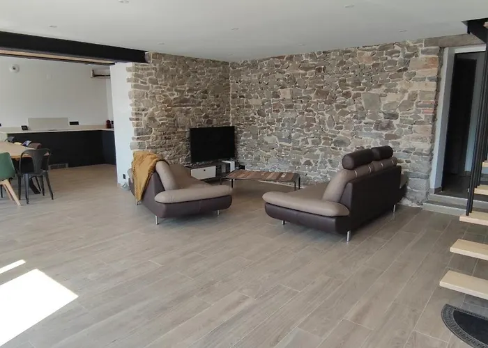 Les Cigognes N0ires 度假居 Dragey