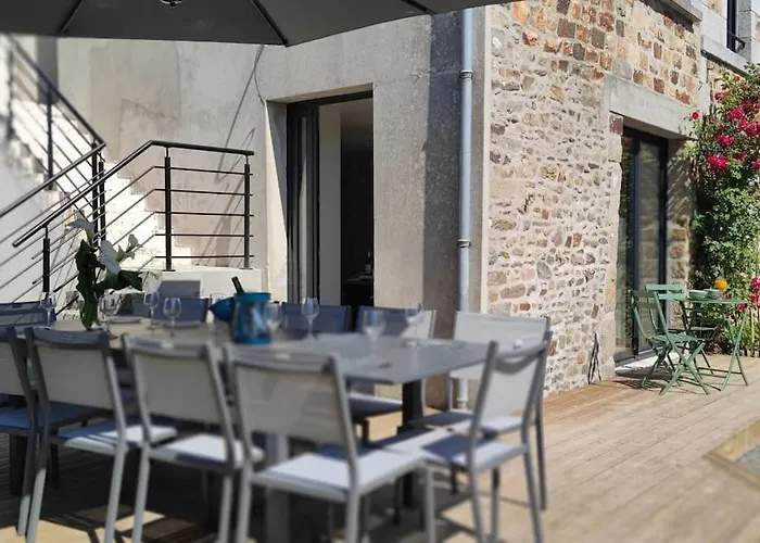 Les Cigognes N0ires Prázdninový dům *