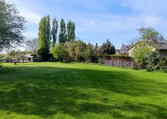 Les Cigognes N0ires 度假居 *