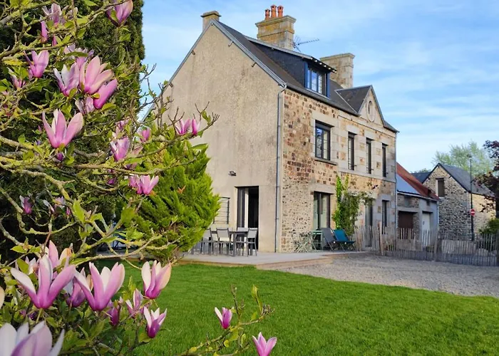 Les Cigognes N0ires 度假居 *